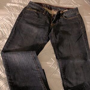 Tommy Hilfiger Women’s Indigo Straight Jeans Size 10/12 Excellent condition.